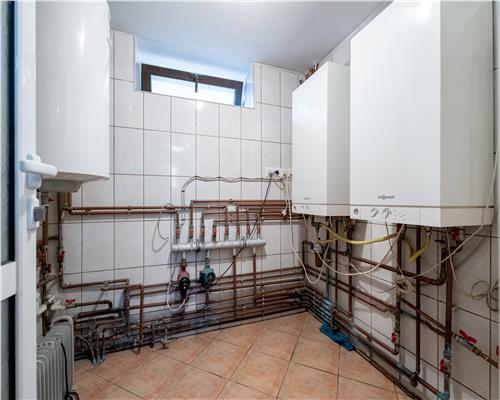 Conac de lux in Zona Piata Chirila
