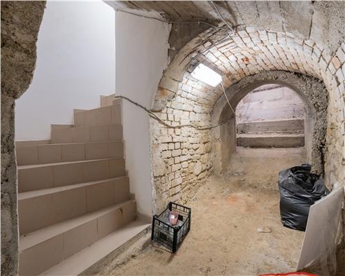 Hotel Exceptional de Vanzare in Inima Copoului
