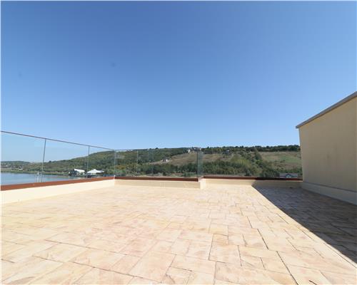 Apartament 3 camere, 2 bai, etaj 2, bloc nou, Moara de Vant