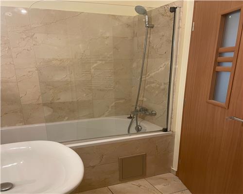 Apartament de 2 camere, Newton Tatarasi, etaj 4
