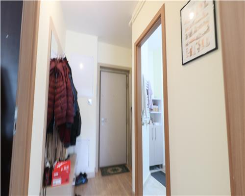 Apartament de 2 camere, Newton Tatarasi, etaj 4