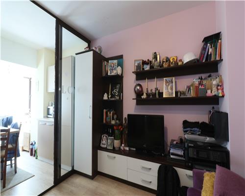 Apartament de 2 camere, Newton Tatarasi, etaj 4