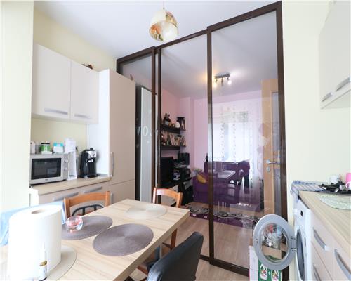 Apartament de 2 camere, Newton Tatarasi, etaj 4