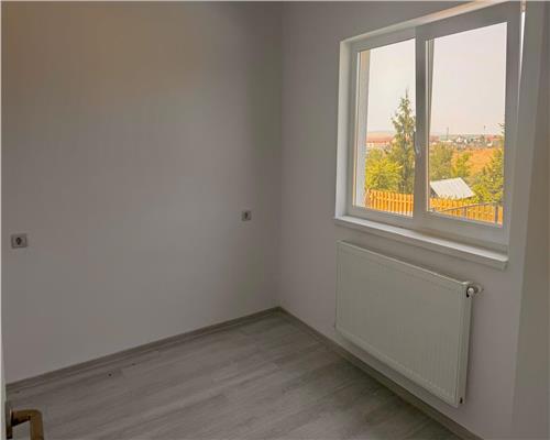 Vila individuala de vanzare in Valea Lupului, zona linistita, fundac privat, 4 camere, 120 mp utili, teren 350 mp.