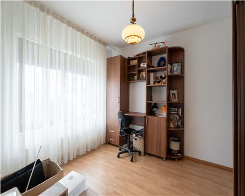 Vila spatioasa