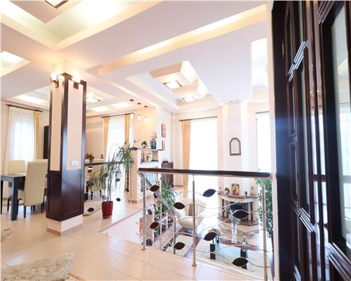 Vila exclusivista de vanzare in Iasi, design impunator,  localizare excelenta.
