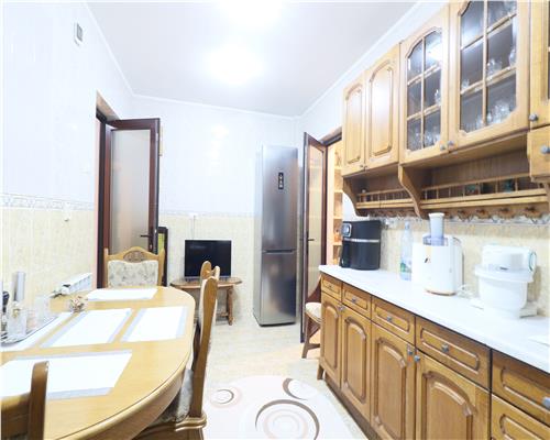 Vila exclusivista de vanzare in Iasi, design impunator,  localizare excelenta.