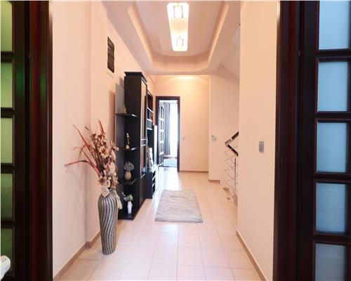 Vila exclusivista de vanzare in Iasi, design impunator,  localizare excelenta.