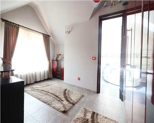 Vila exclusivista de vanzare in Iasi, design impunator,  localizare excelenta.