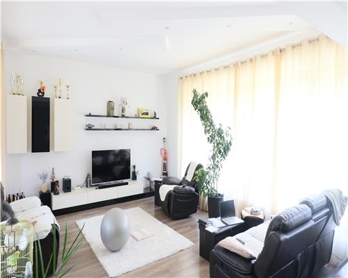 Vila individuala in Barnova 3 camere, 1000 mp teren, curte superba amenajata, garaj incalzit