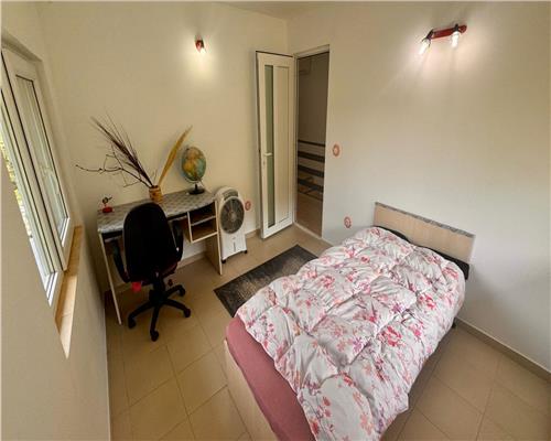 Vila duplex de vanzare Bucium, zona exclusivista, curte cu vegetatie matura, vedere deosebita