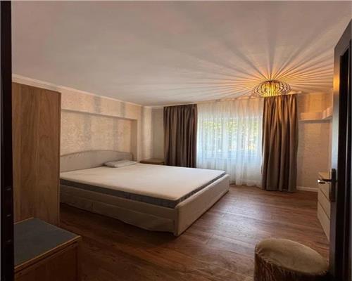Apartament 3 camere UMF
