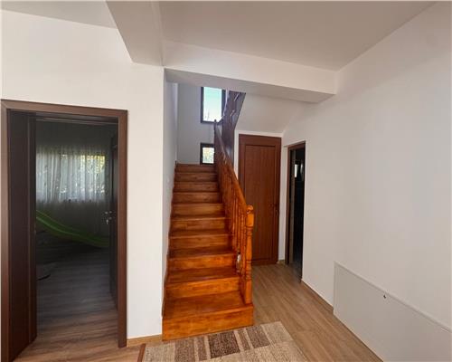 Vila individuala de vanzare, Dorobant, zona linistita si verde.