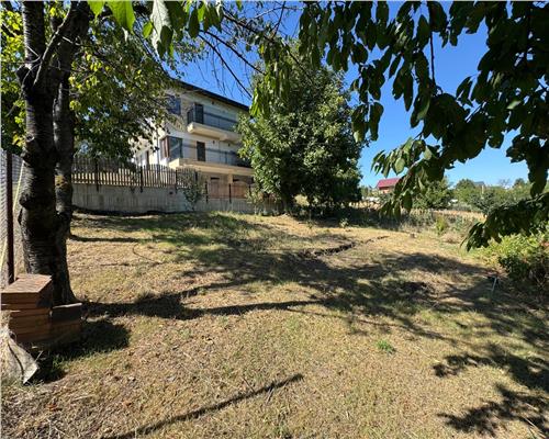 Vila individuala de vanzare, Dorobant, zona linistita si verde.