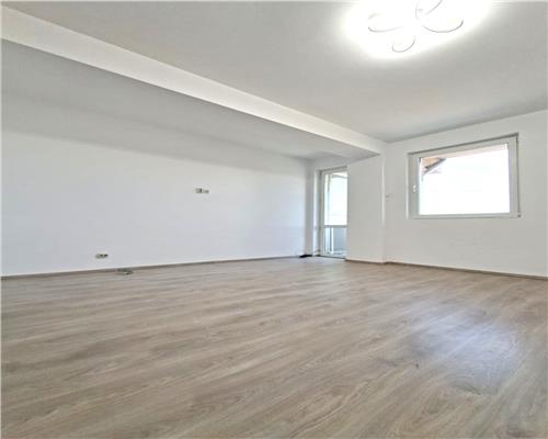 Apartament tip spatiu de birouri | De inchiriat | Zona Aparatorii Patriei |