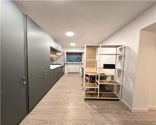 Apartament spatios de inchiriat | 2 camere | Nicolae Titulescu |