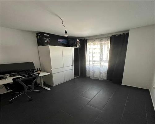 Apartament 3 camere decomandat INTABULAT si PARCARE